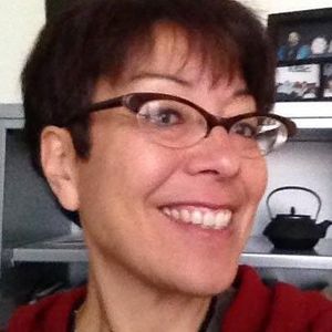 Meet your Posher, Debbie